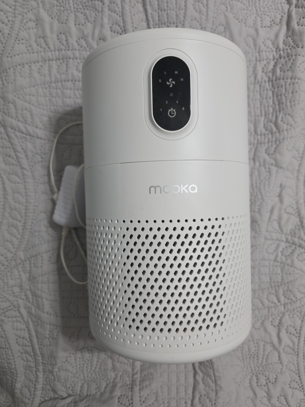 White Compact Portable Air Cleaner